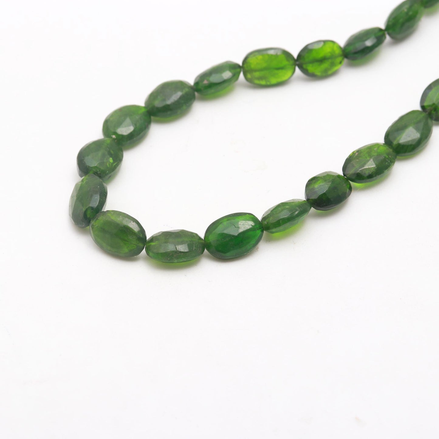 Green Chrome Diopside Smooth Oval Beads